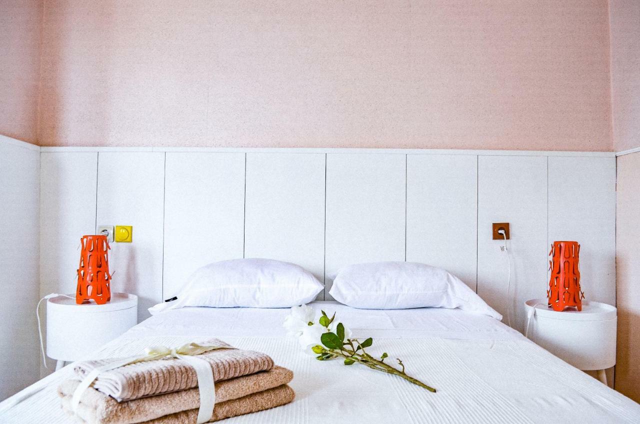 Virgen Apartament Hotel 库列拉 外观 照片